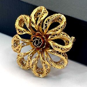 Corocraft by Coro VTG Gold Floral Filagree Rose Brooch